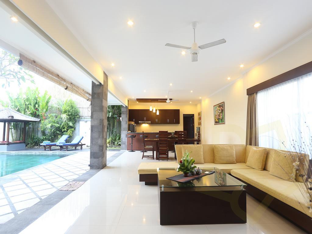 Villa Fanisa Kuta Lombok Chambre photo